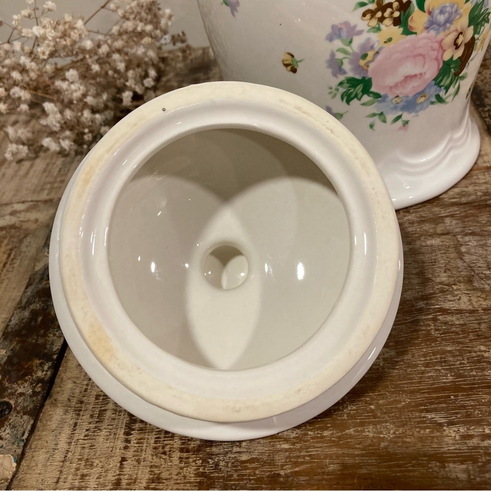 8” Tall Vintage Ceramic Canister Floral Kitchen Storage Cottagecore Flowers - Picture 7 of 12